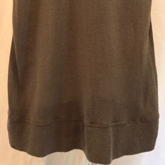 Super soft gray tank top - Picture 6 of 8